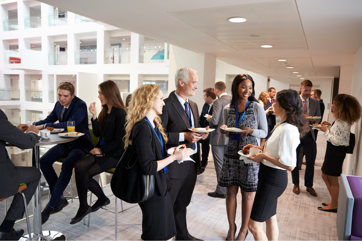 11Questions to Ask at an In-Person Networking Event